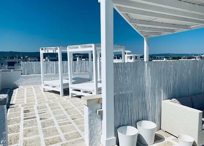 Casamare 83 בית נופש טורה קאנה